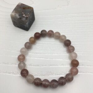 HANDCRAFTED Berry Quartz Stretch Bracelet